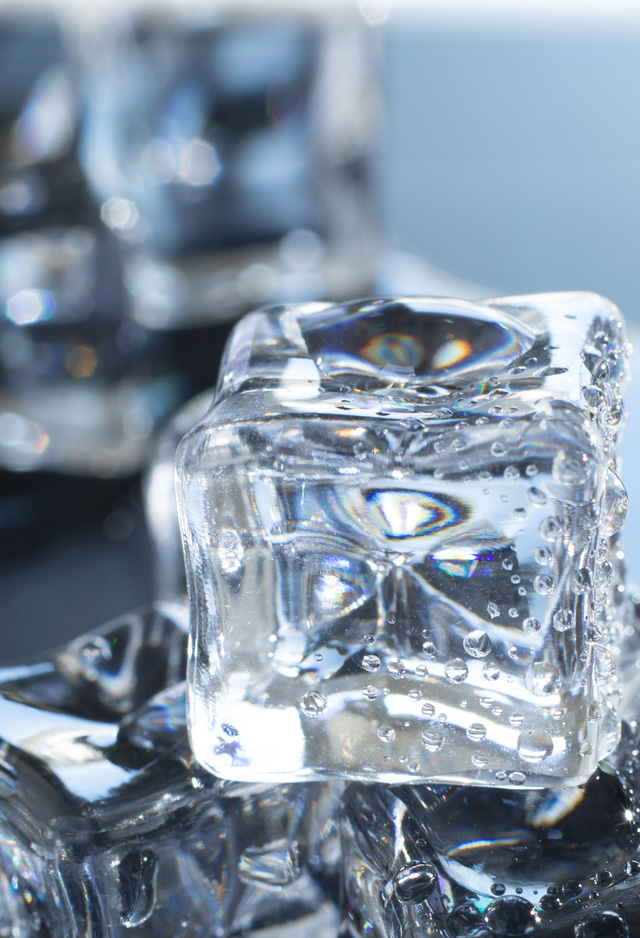 ARTWORKS 大阪 城東区 氷 氷彫刻 カチワリ氷 氷販売 オーダー アート